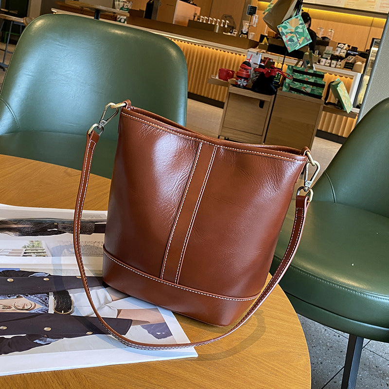 Women's Genuine Leather Large Capacity Vertical Versatile Shoulder Bags
