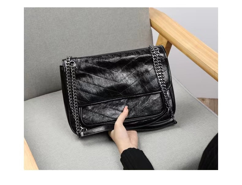 Women's Crack First Layer Cowhide Vintage Chain Shoulder Bags
