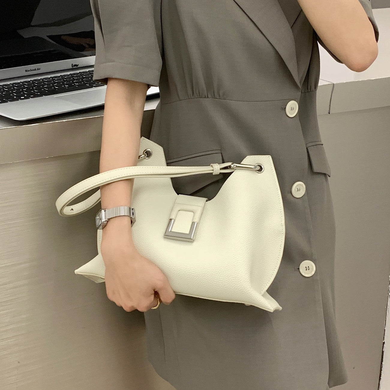 Women's Underarm Cowhide Fashion Trendy Advanced Texture Armpit Bags