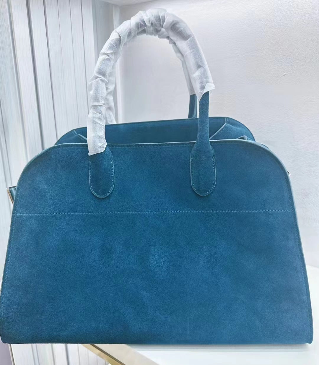 Cowhide Frosted Niche Large Capacity Color Bucket Bags