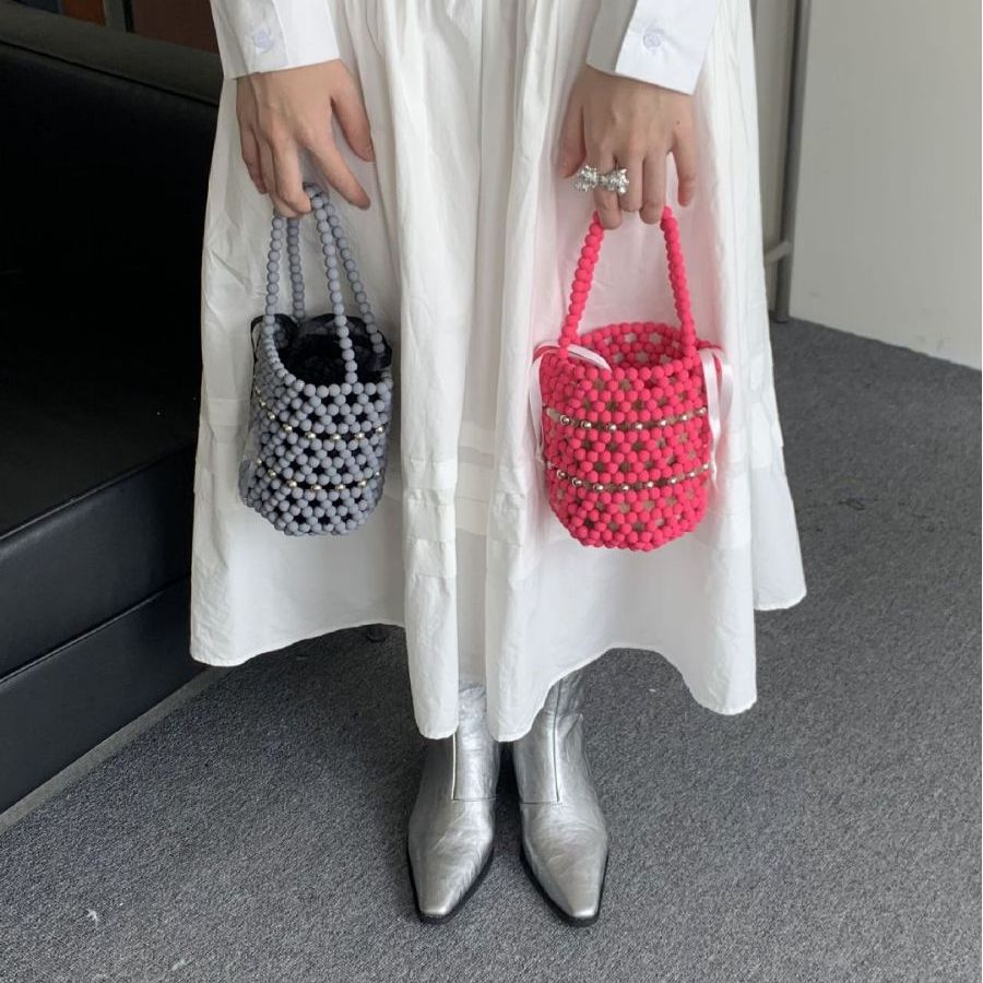 Women's Hand-woven With Wooden Beads Decoration Versatile Vacation Style Bucket Bags