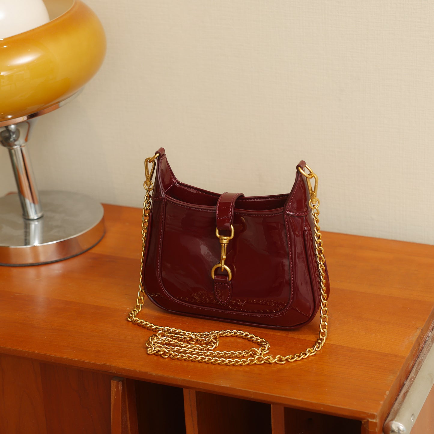 Women's Fashion Summer Fashionable Stylish Chain Commuter Bucket Bags