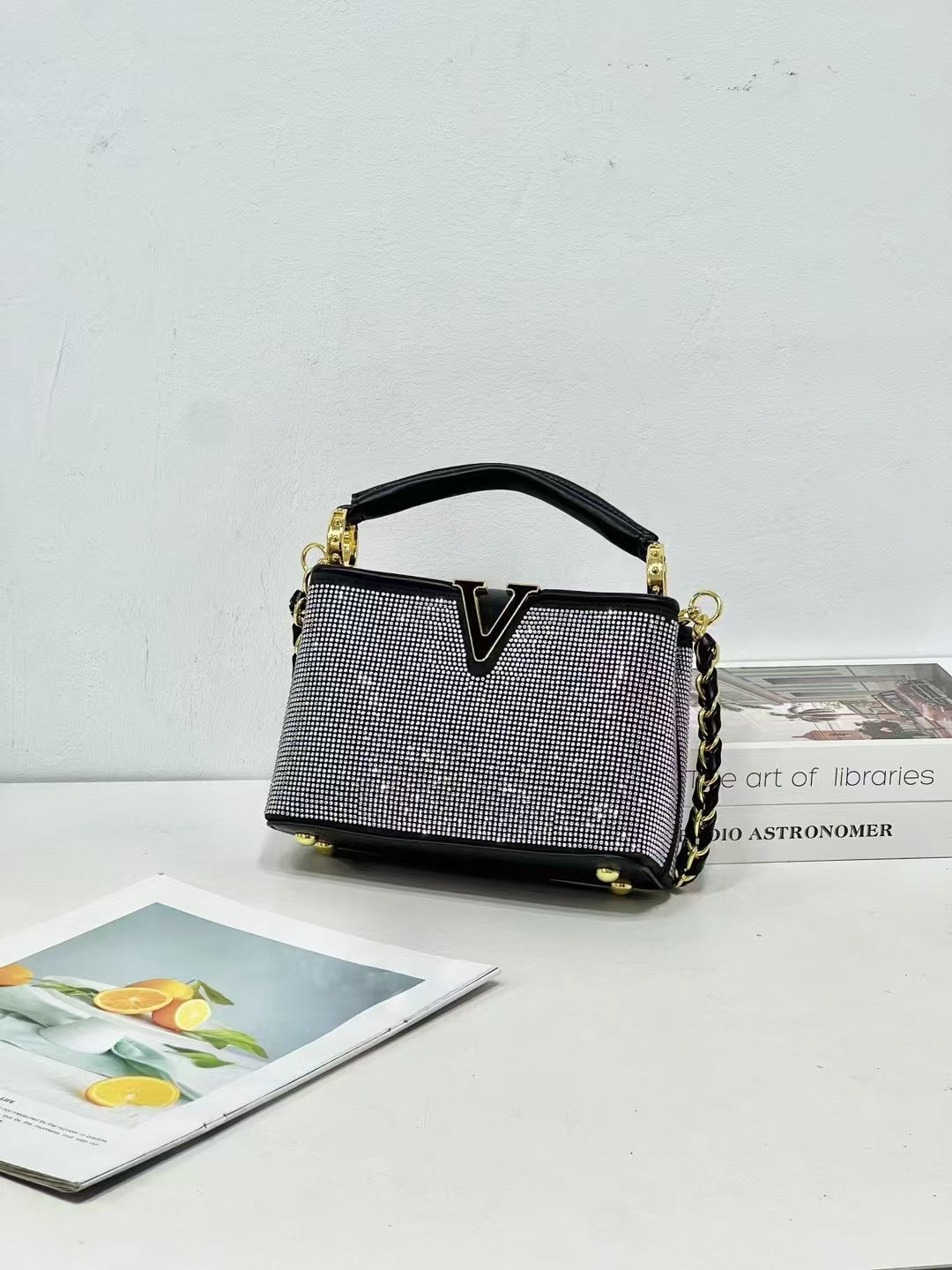 Women's Graceful Chaise Retro Diamonds Fashion Crossbody Bags