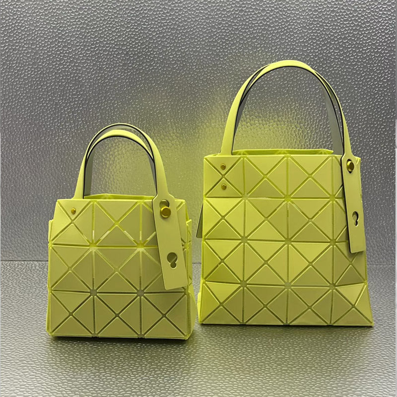 Women's Color Nail Diamond Box Geometric Rhombus Underarm Handbags