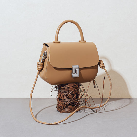 Style Design Saddle Large Capacity Leather Shoulder Bags