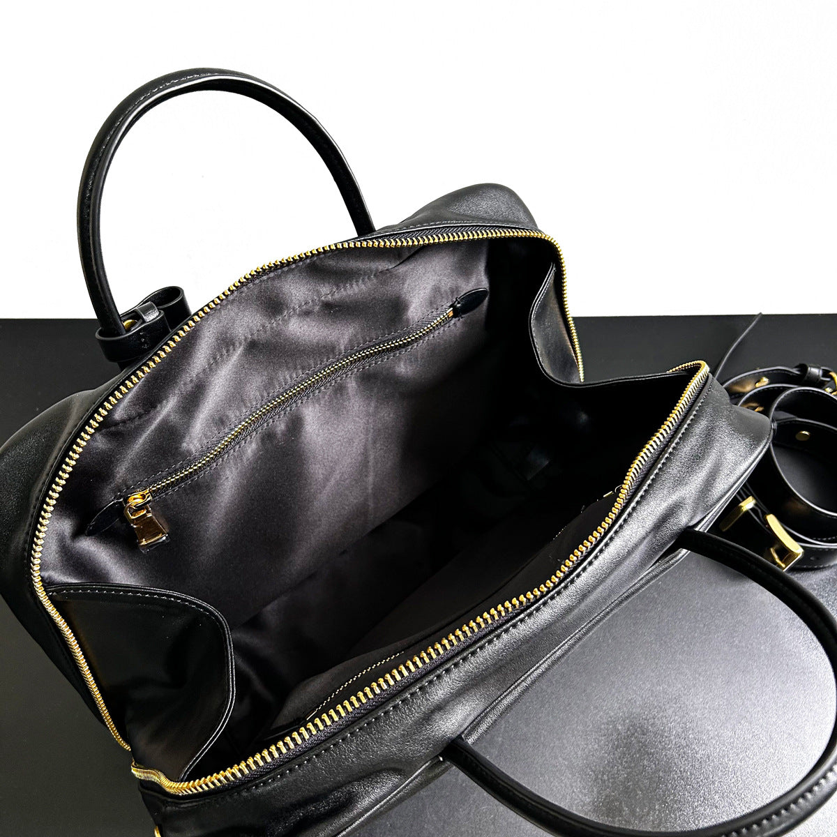 Women's Distressed Large Capacity Commuter Computer Genuine Shoulder Bags