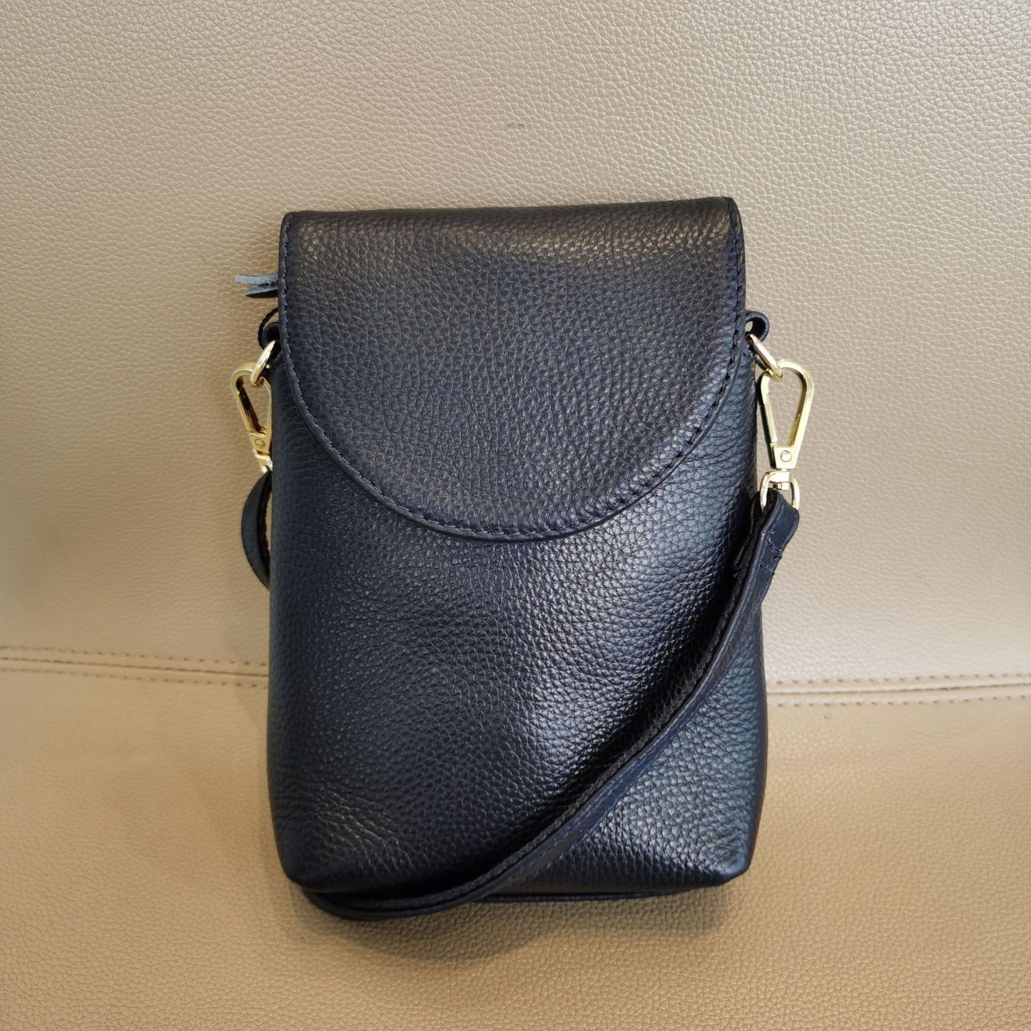 Women's First Layer Cowhide Leather Trendy Wild Shoulder Bags