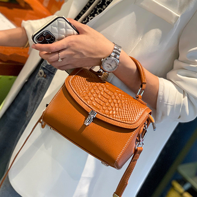 Women's Leather Light Luxury Minority Fashion Top Crossbody Bags