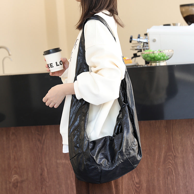 Women's Retro Soft Leather Dumpling Fashion Pleated Shoulder Bags