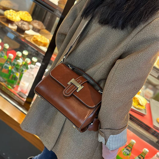 Women's Underarm Vintage Leather Light Luxury Cowhide Shoulder Bags
