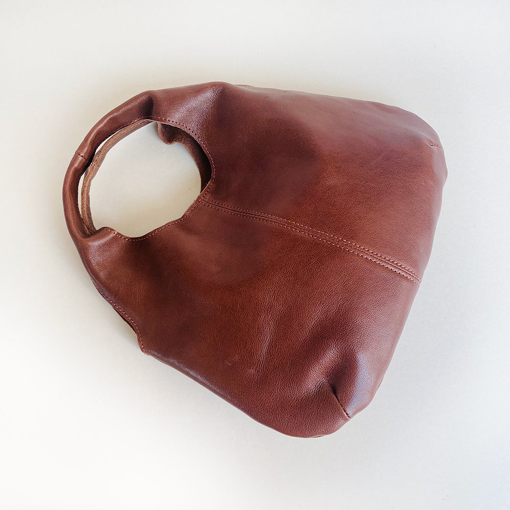 Women's Vintage Leather Idle Style Soft Versatile Handbags