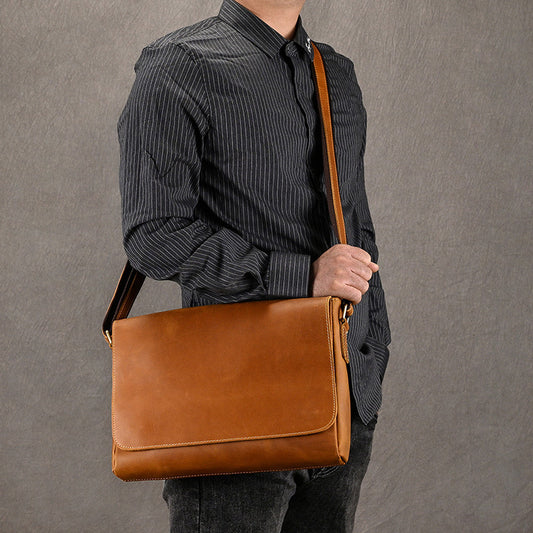Men's Crazy Horse Leather Large Flip Storage Men's Shoulder Bags