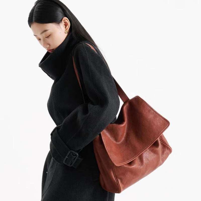 Women's Vegetable Tanned Leather Cowhide Flip Retro Crossbody Bags