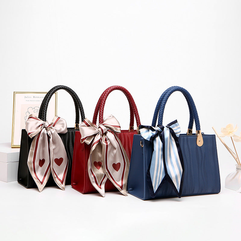 Women's Popular Textured Fashion Generous Commuter Handbags
