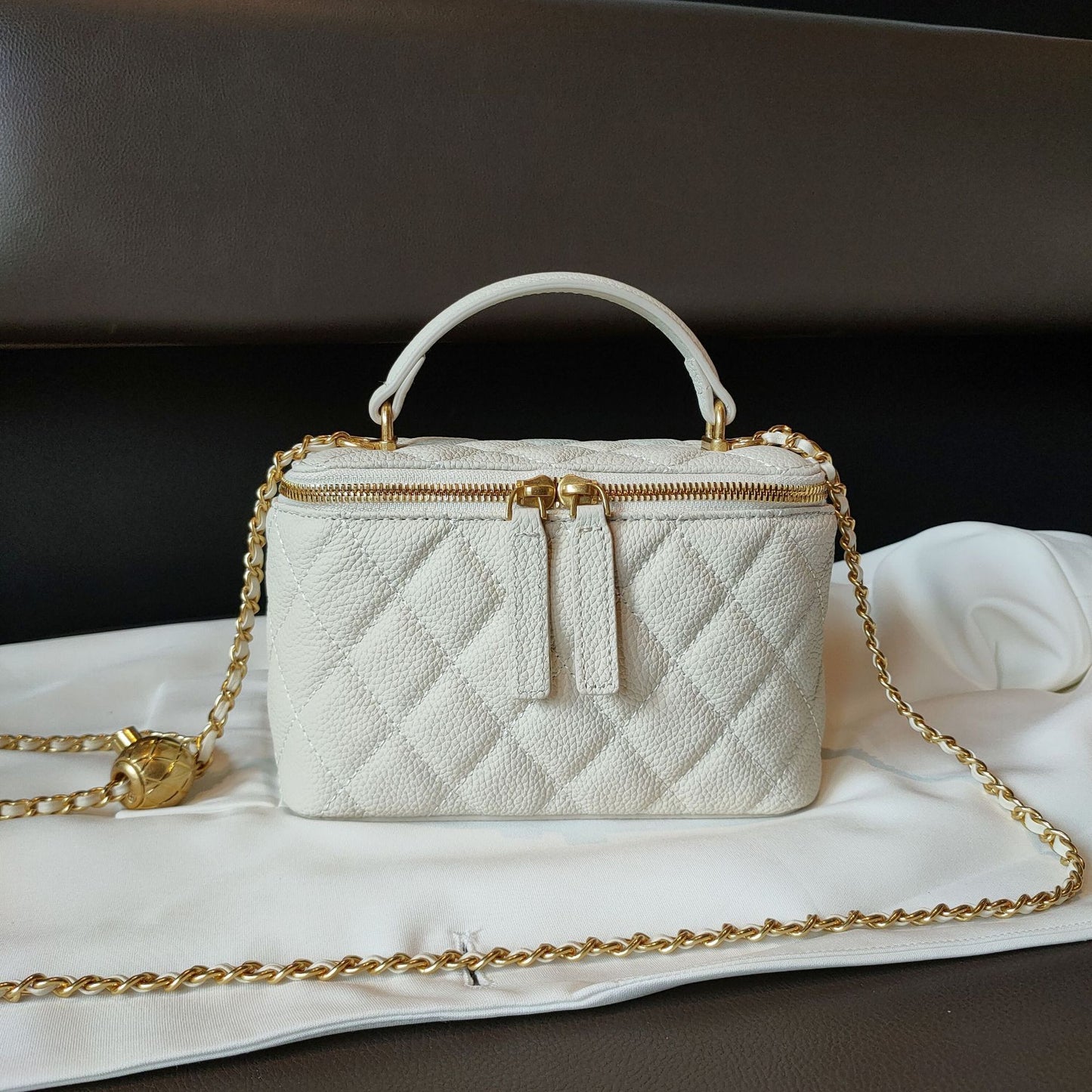 Women's & Men's Golden Balls Box Portable Top Layer Bags