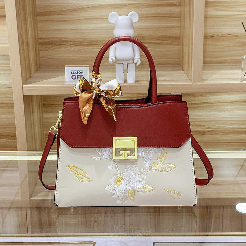 Women's Wedding Fashionable Large Capacity Embroidered Lotus Crossbody Bags