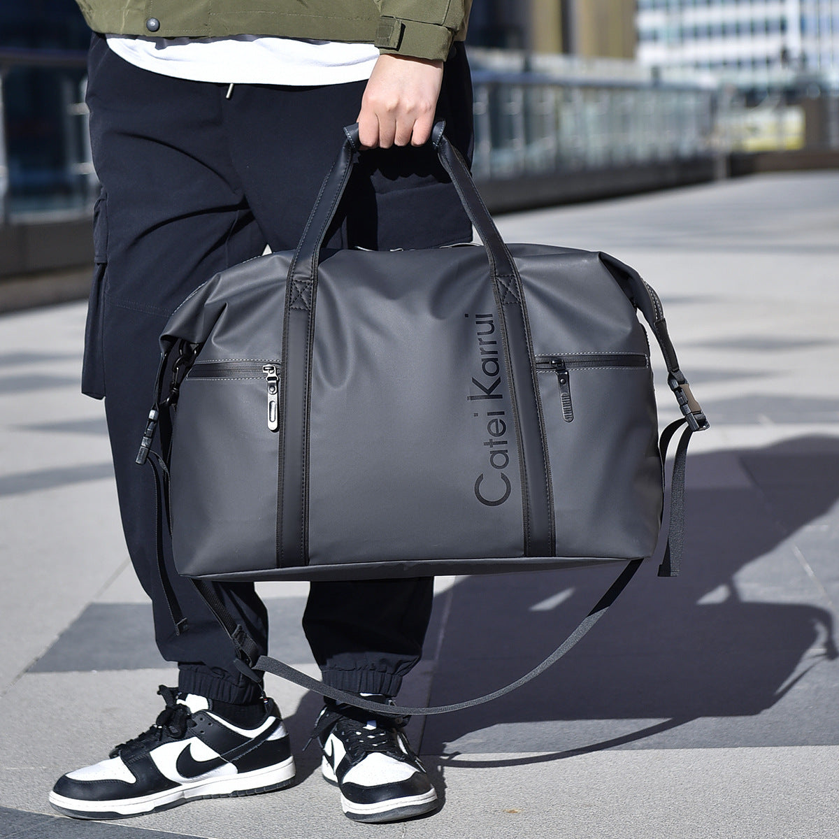 Men's Classic Traveling Business Waterproof Hard-wearing Travel Bags