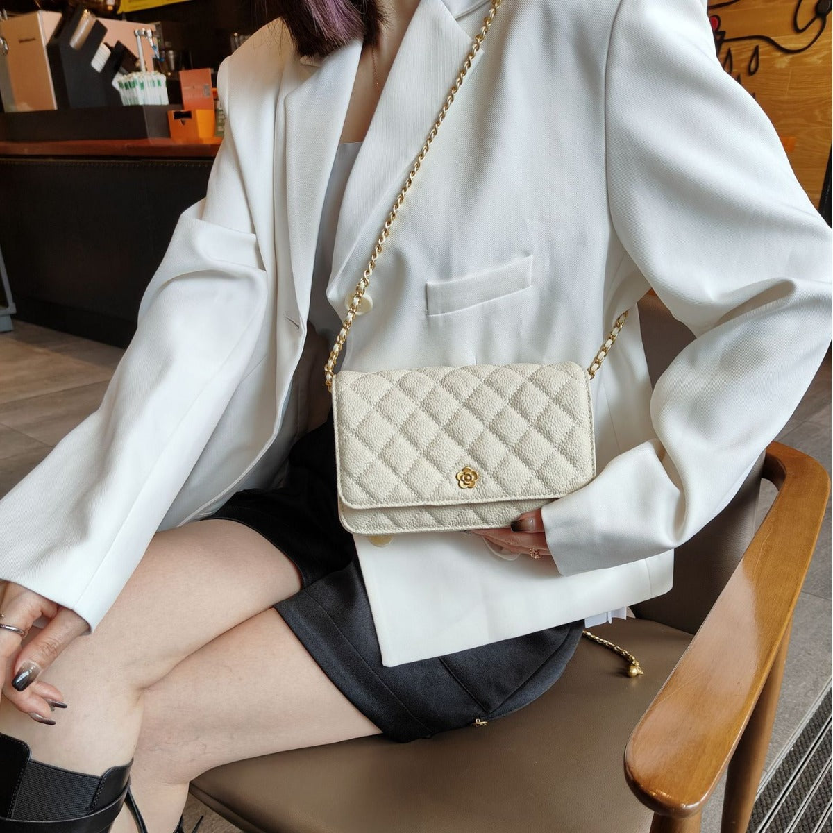 Women's First Layer Cowhide Diamond Pattern Golden Crossbody Bags