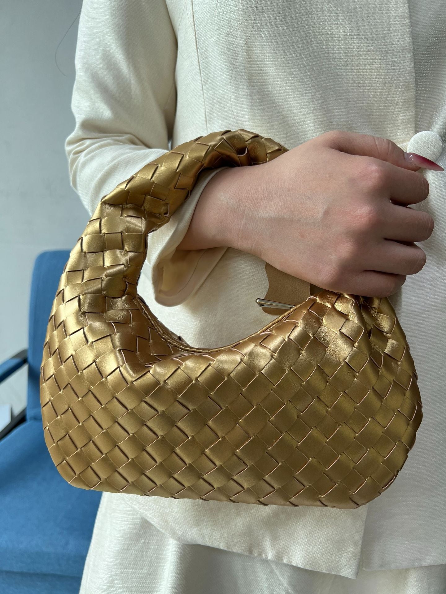 Knotted Hand-woven Horn Portable Dumpling Lot Handbags