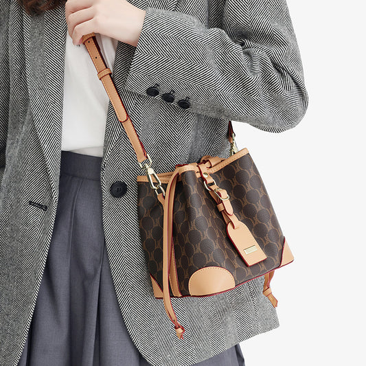 Women's Presbyopic Large Capacity Fashion Retro Easy Bucket Bags