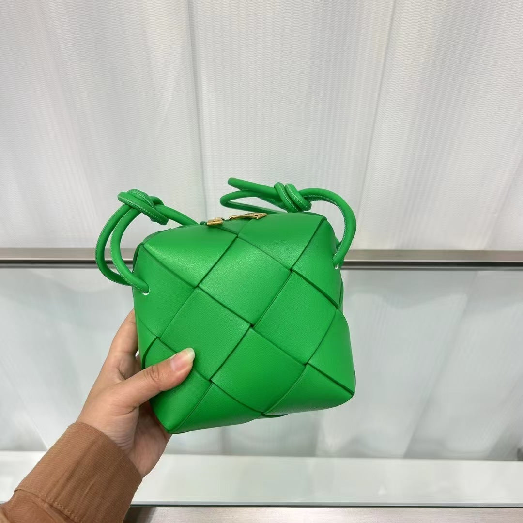 Women's Design Genuine Leather Classic Style Rhombus Crossbody Bags