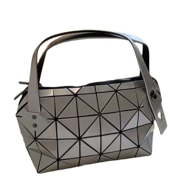 Women's Dumpling Underarm Design Geometric Diamond Pattern Handbags