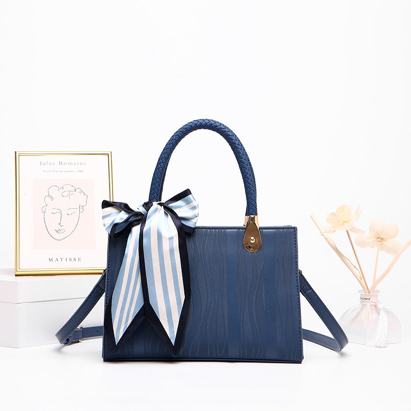 Women's Popular Textured Fashion Generous Commuter Handbags