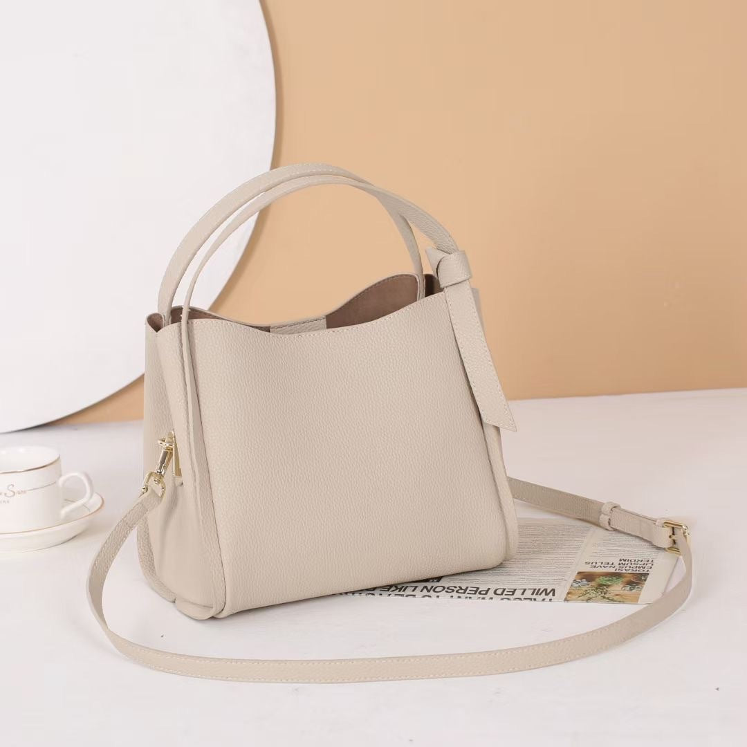 Women's Beautiful Genuine Leather Retro Portable Bucket Bags