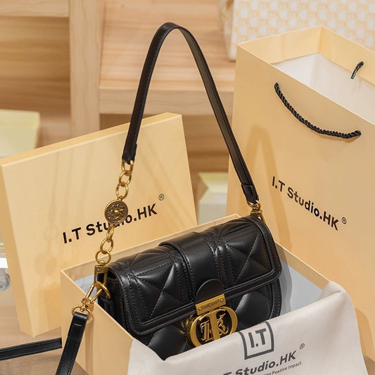 Women's Genuine Leather Simple Underarm Saddle Shoulder Bags