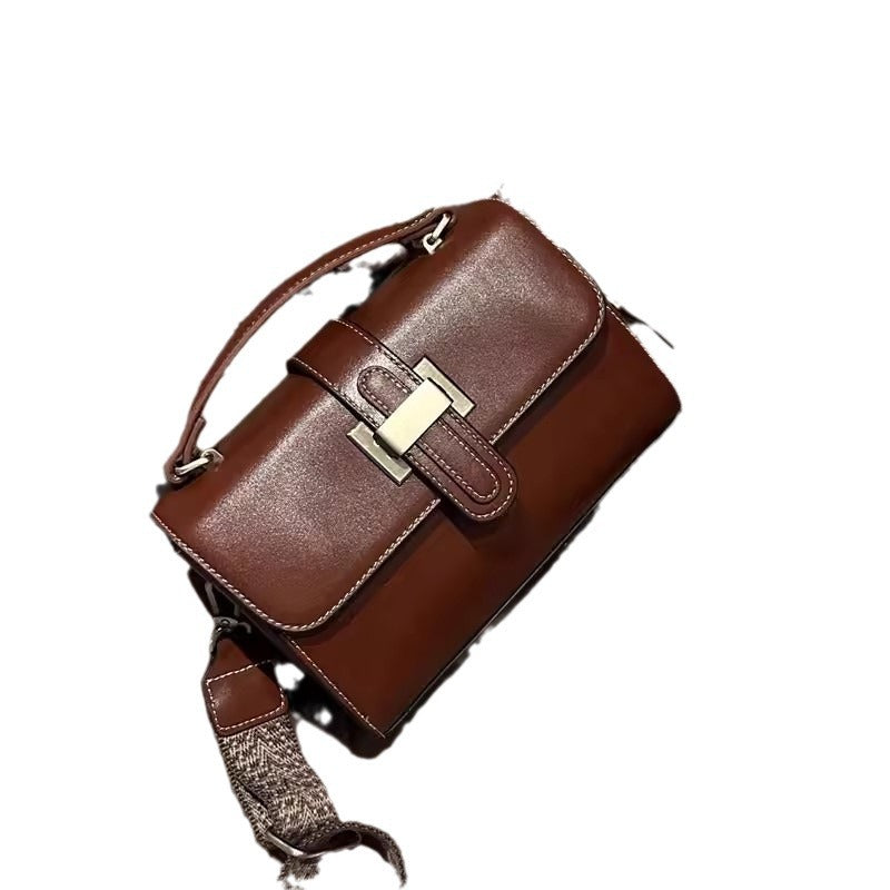 Women's Underarm Vintage Leather Light Luxury Cowhide Shoulder Bags