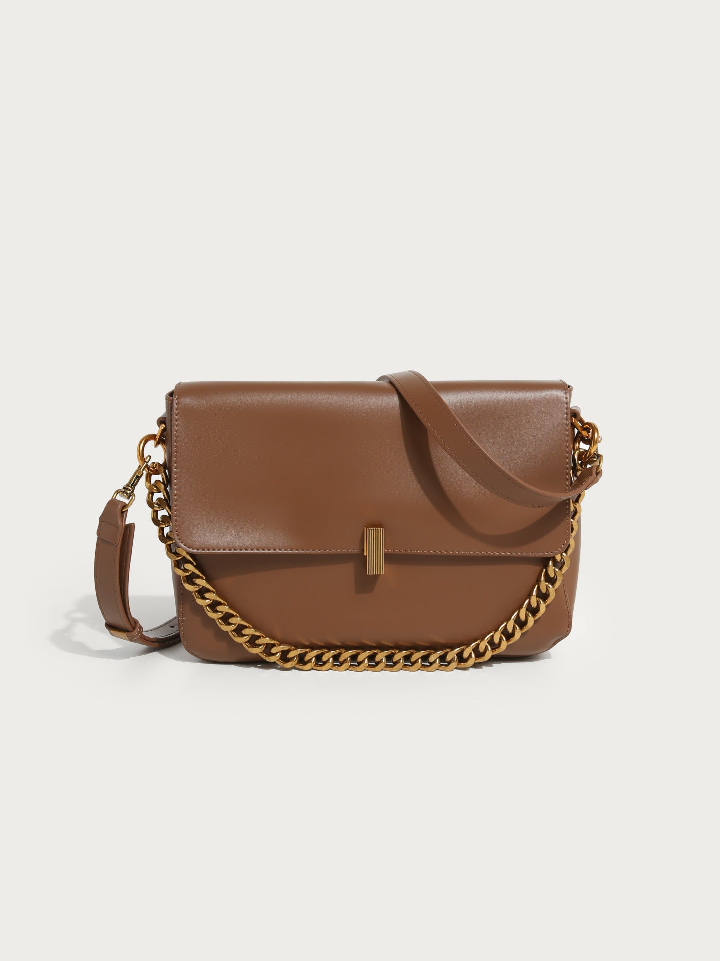 Women's Retro Simple Large Capacity Chain Crossbody Bags