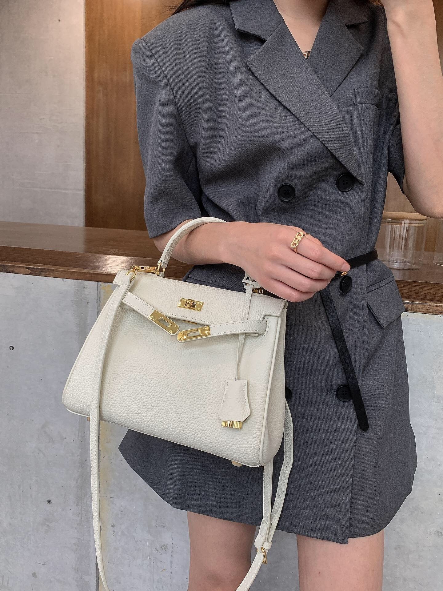 Women's Genuine Leather Kelly Soft Large Fashion Litchi Handbags