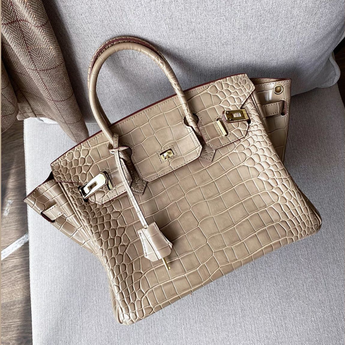 Women's High-grade Genuine Leather Crocodile Pattern Large Handbags