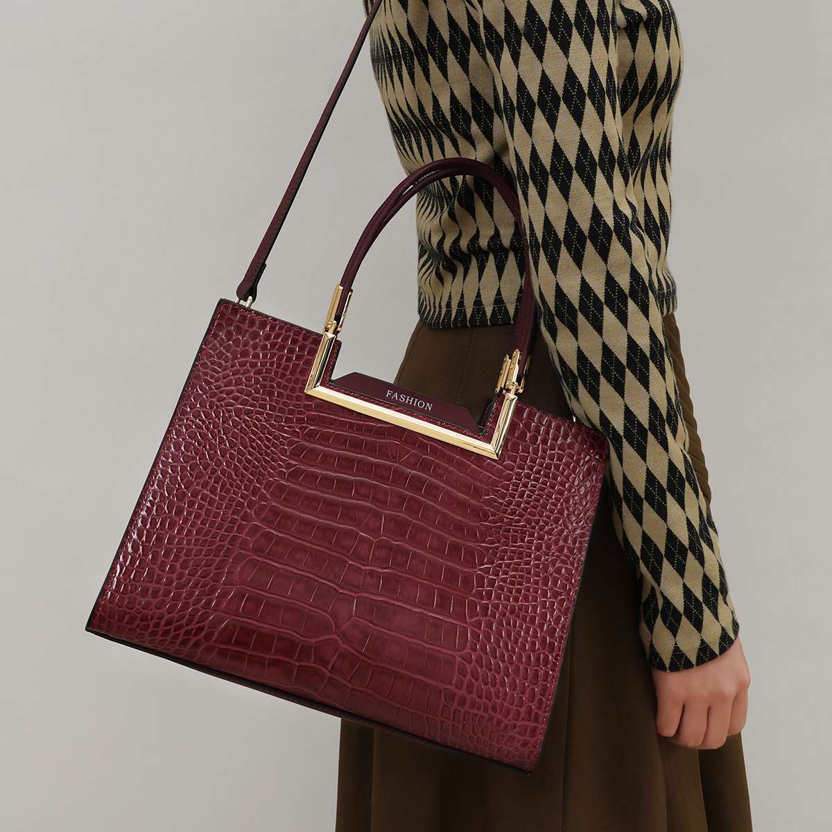 Women's Genuine Leather Chinese Versatile High Sense Handbags