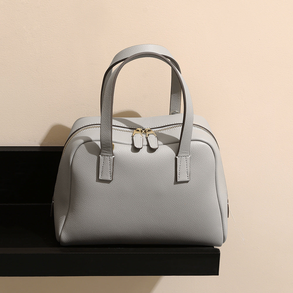 First Layer Cowhide Simple Retro Fashion Handbags