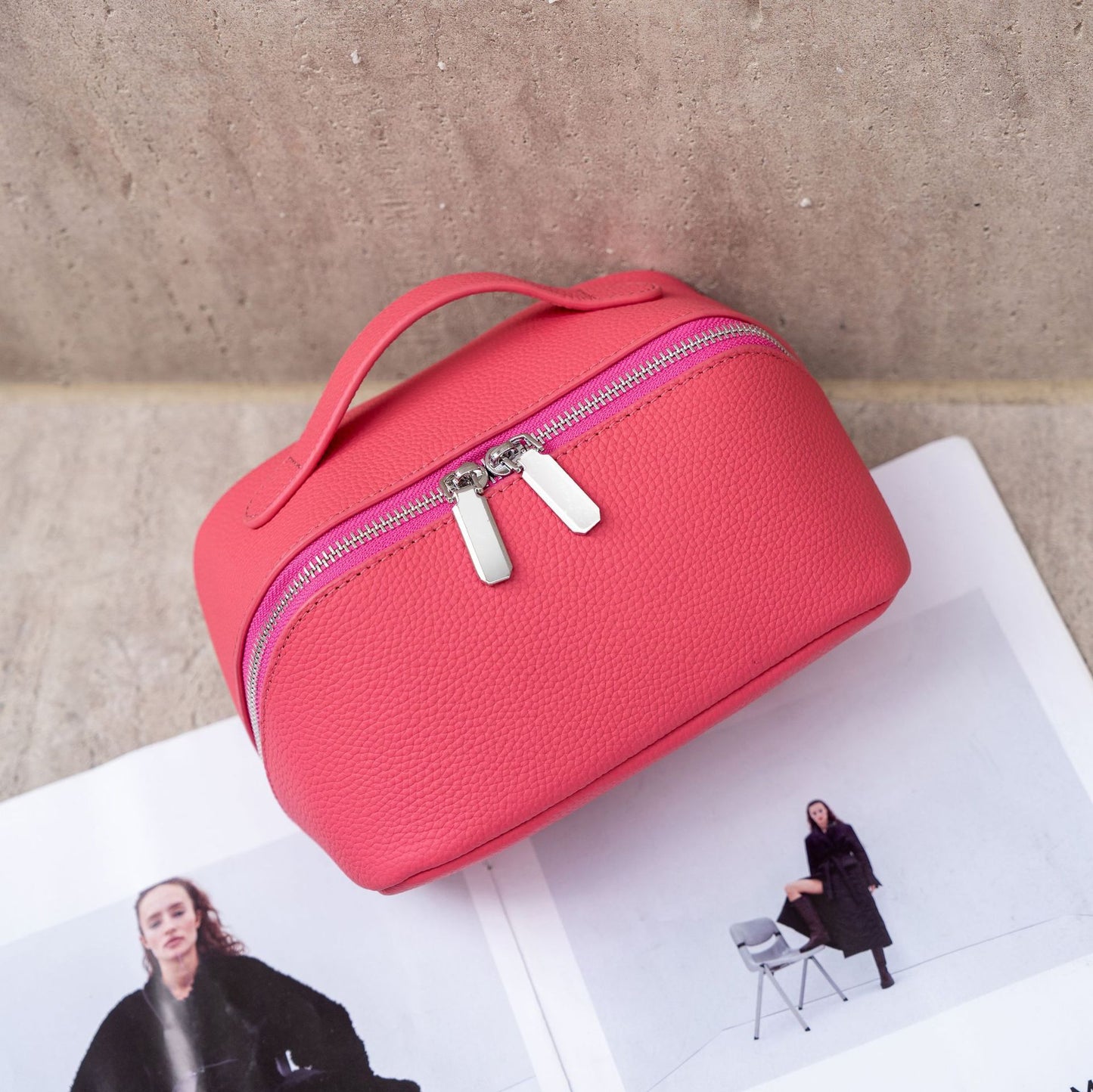 Women's Layer Cowhide Minority Fashion Practical Portable Bags