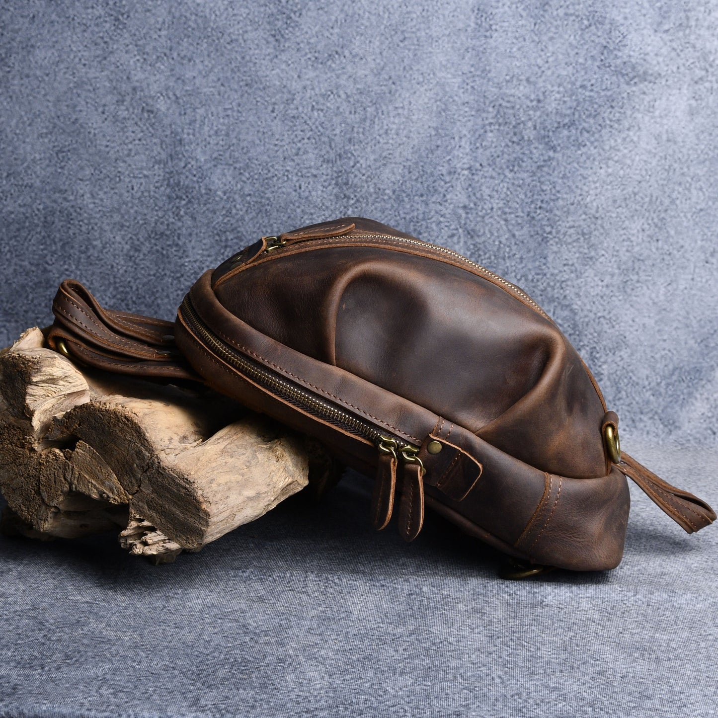 Men's Leather Genuine First Layer Cowhide Personalized Men's Chest Bags