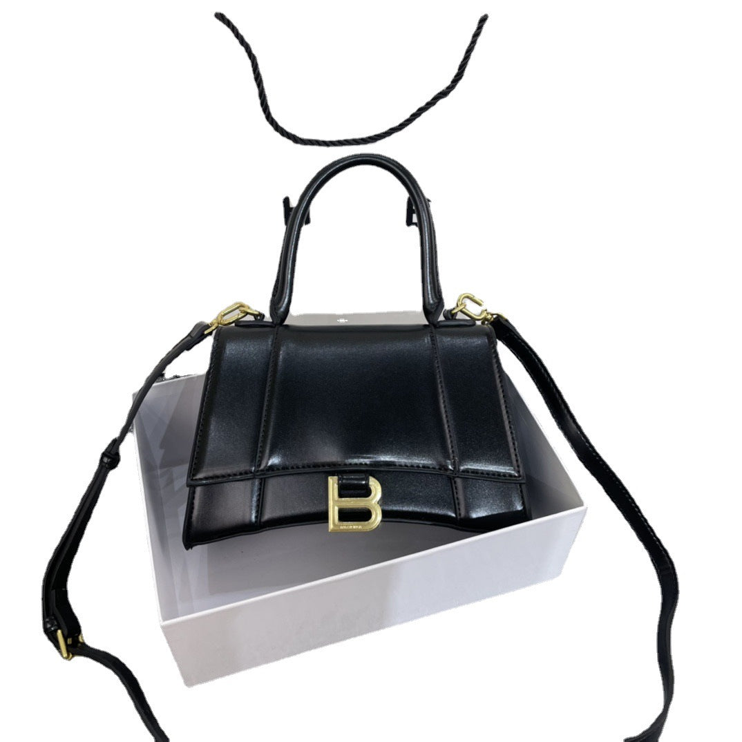 Women's Hourglass Cool Black Crocodile Pattern Shoulder Bags