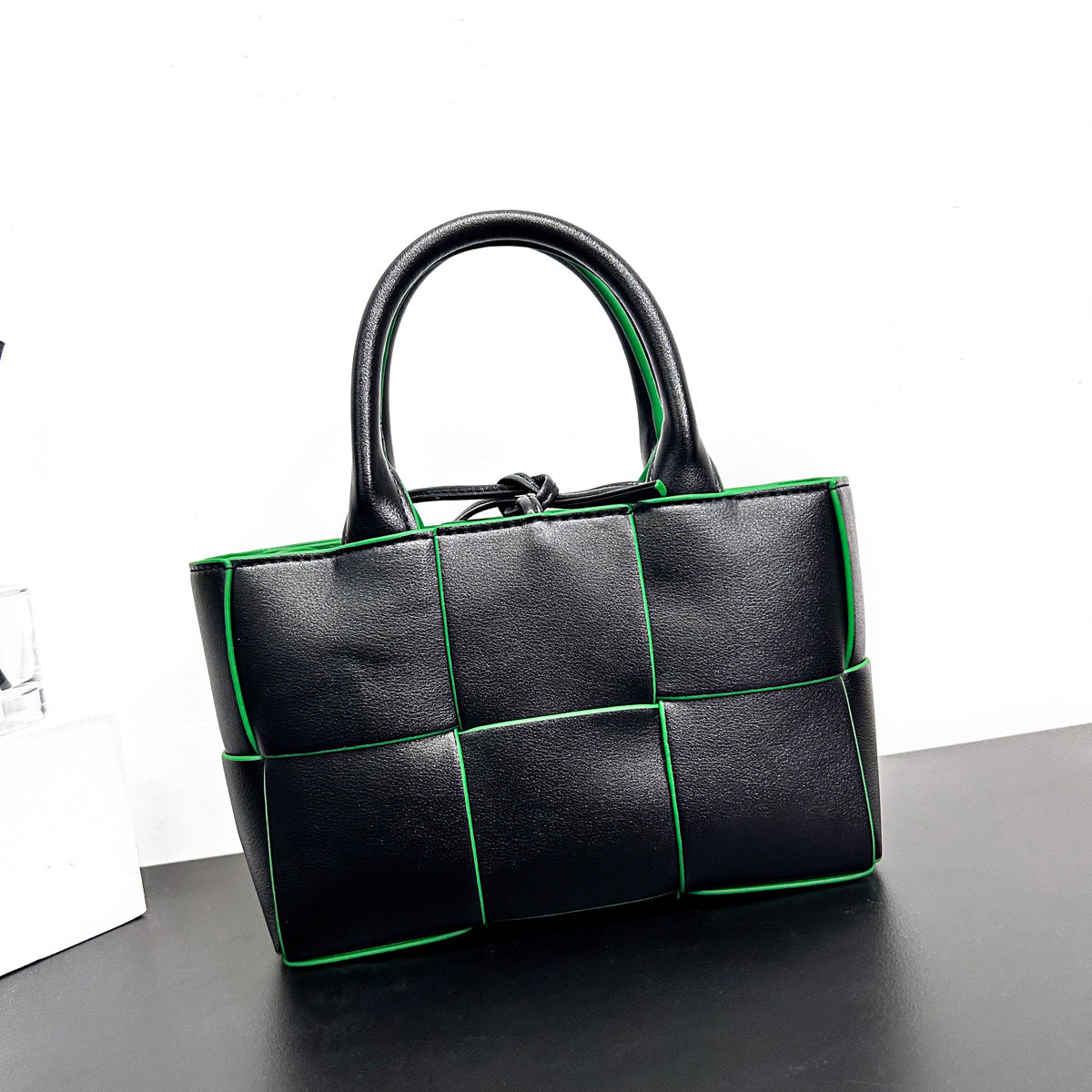 Women's Texture Big Woven Simple Fashion Large Shoulder Bags