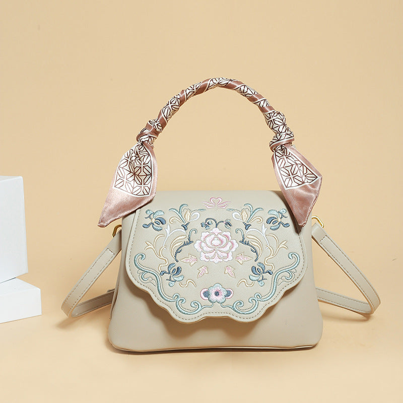 Female Chinese Fashion Embroidery Artistic Niche Crossbody Bags