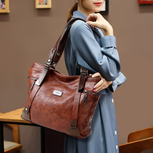 Women's Portable Retro Fashion Simple Large Capacity Shoulder Bags
