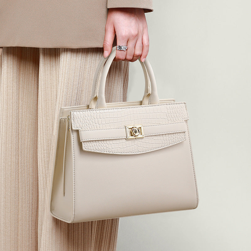 Women's Genuine Leather High-grade Portable Commuter Summer Handbags