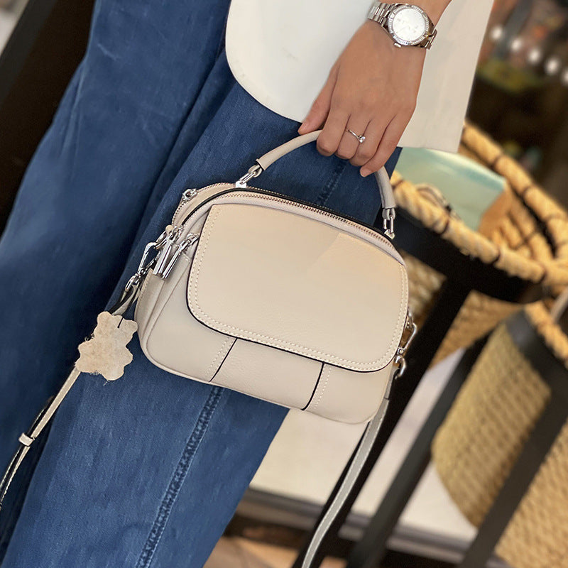 Women's Leather Fashionable Large Capacity First Layer Shoulder Bags