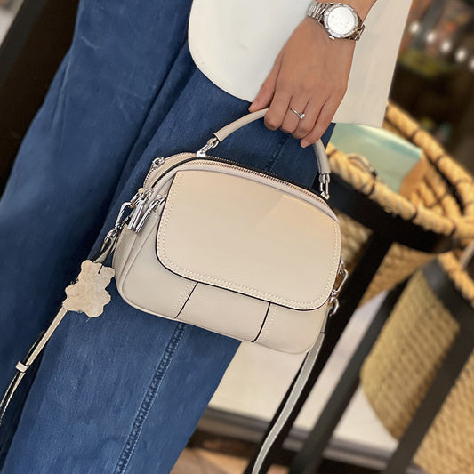 Women's Leather Fashionable Large Capacity First Layer Shoulder Bags
