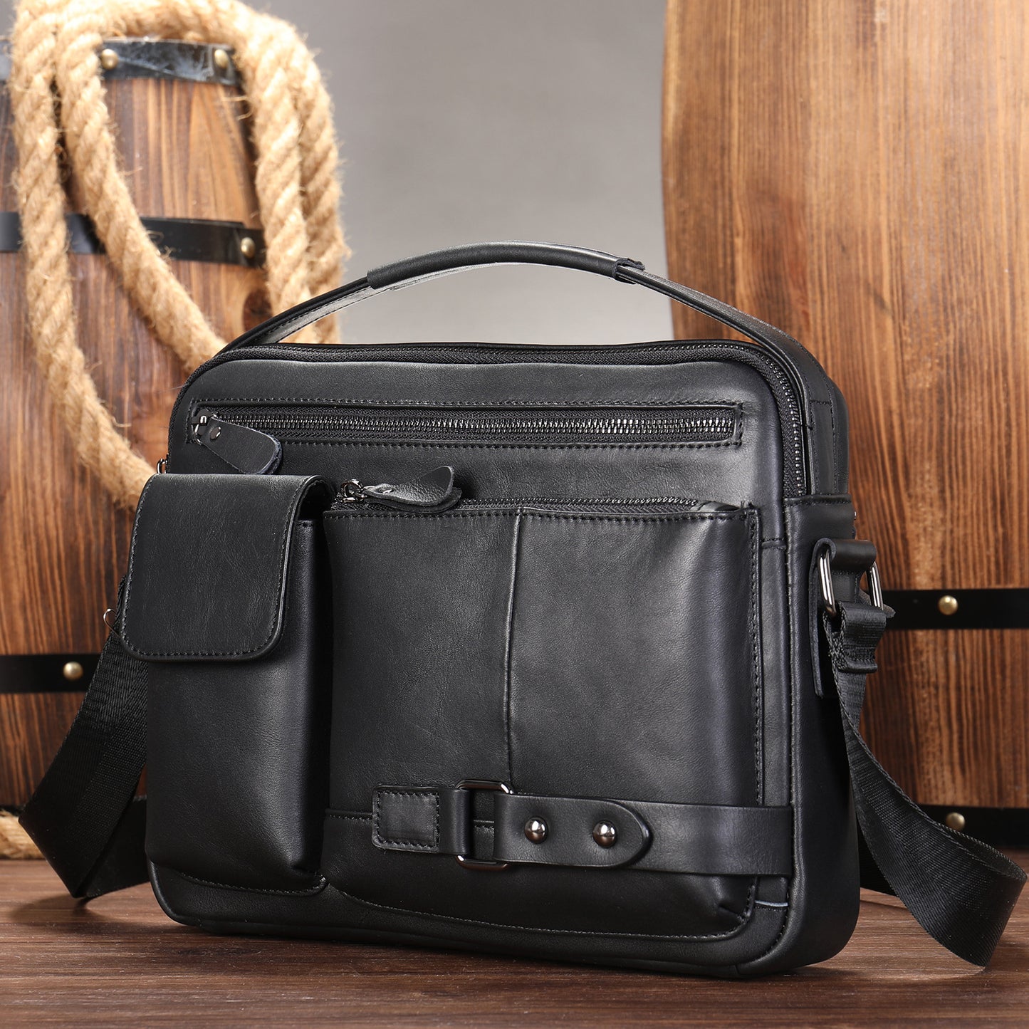 Men's Leather High Sense Oil Wax Cowhide Men's Messenger Bags