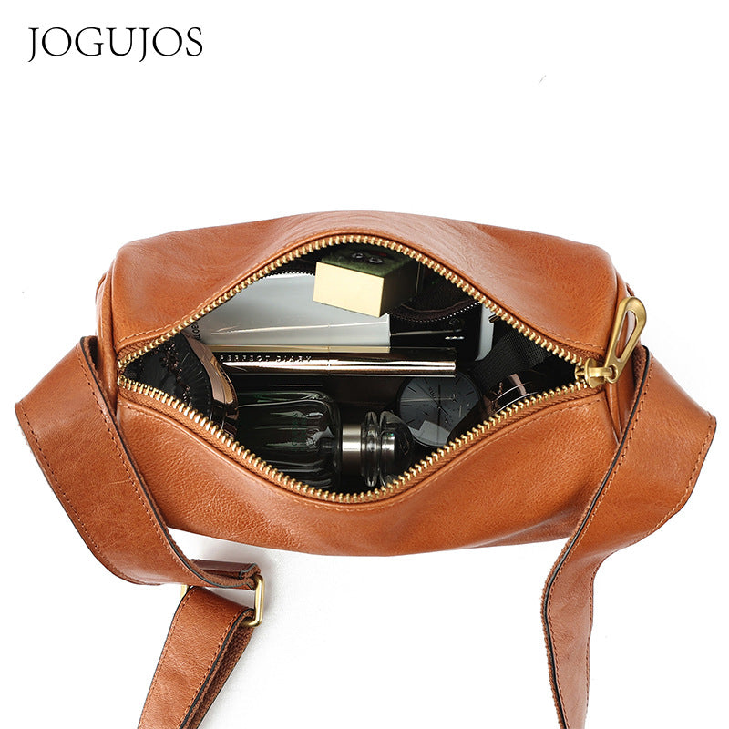 Women's Leather Retro Large Capacity Simple Crossbody Bags