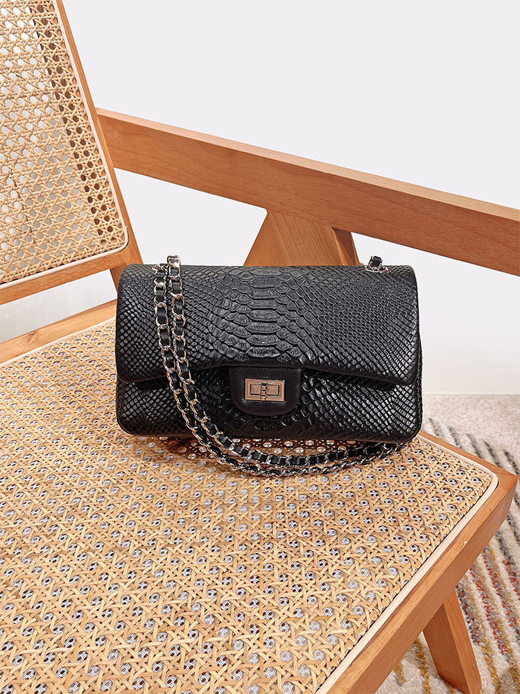 Boutique Yak Style Chain Underarm Genuine Bags