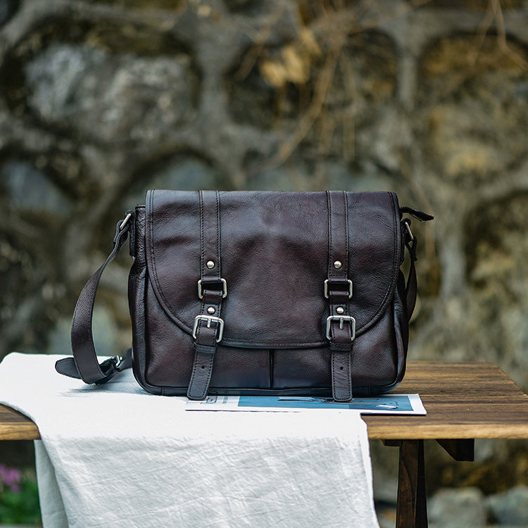 Men's Handmade Vegetable Tanned Leather Retro One Men's Messenger Bags