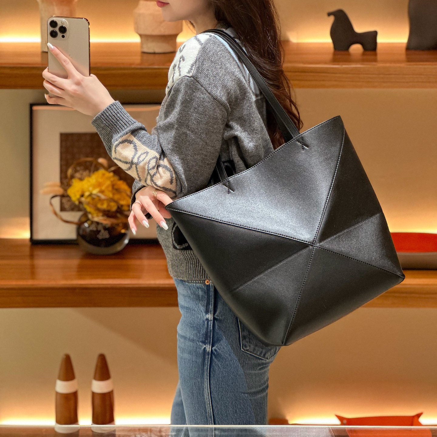 Niche Leather Folding Fashionable Large Capacity Tote Bags