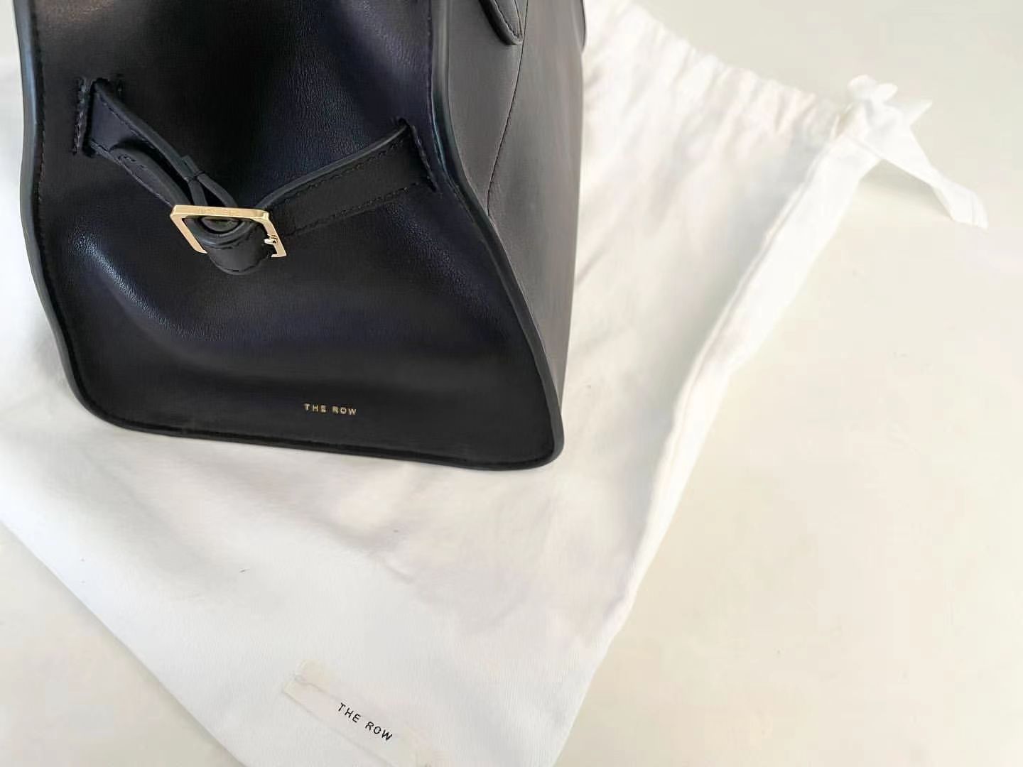 Cowhide Frosted Niche Large Capacity Color Bucket Bags